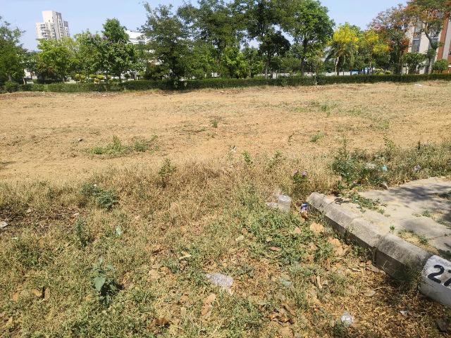 Land for sale in Hariana