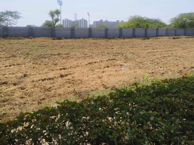 Land for sale in Hariana