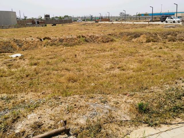 Land for sale in Hariana