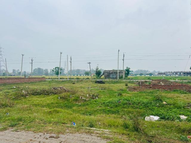 Land for sale in Zirakpur, Punjab