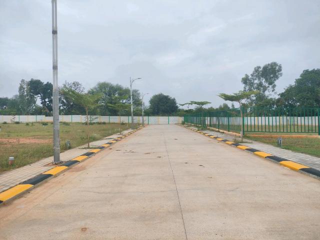 Land for sale in Arasinakunte, Nelamangala