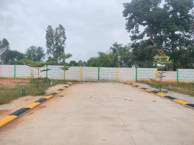 Land for sale in Arasinakunte, Nelamangala