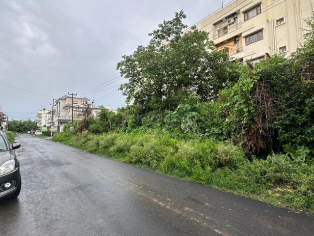 Land for sale in Dehra Dun