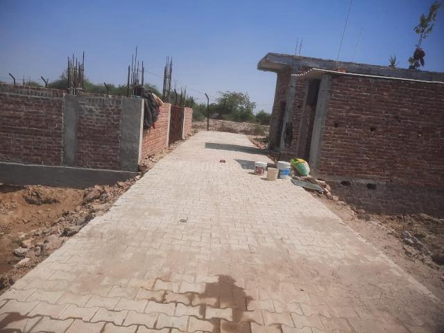 Land for sale in Deri