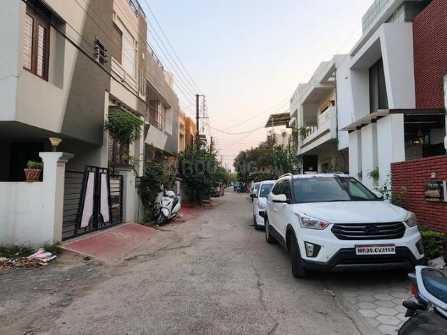 Land for sale in Shalimar Palms, Indore