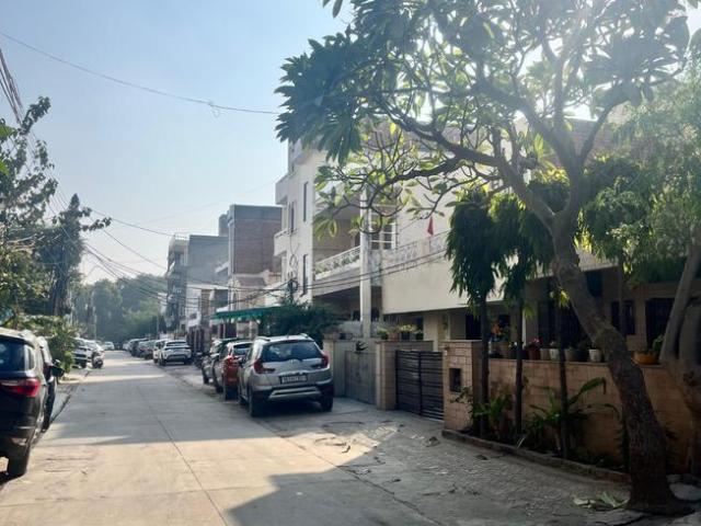 Land for sale in Hariana