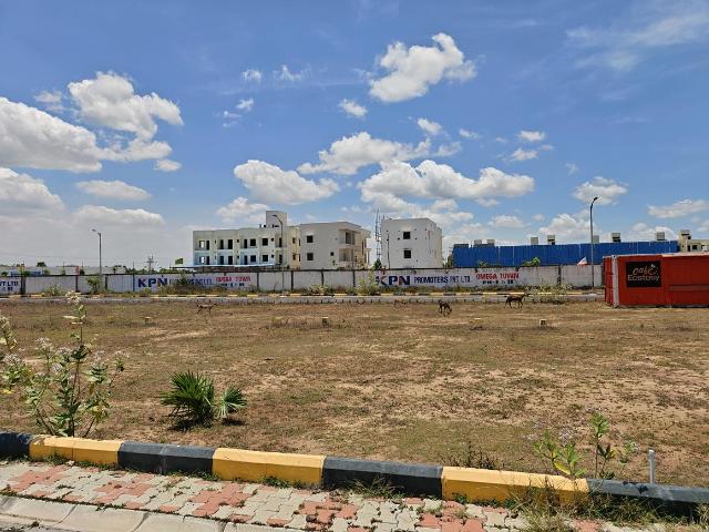 Land for sale in Guduvancheri, Tamil Nadu