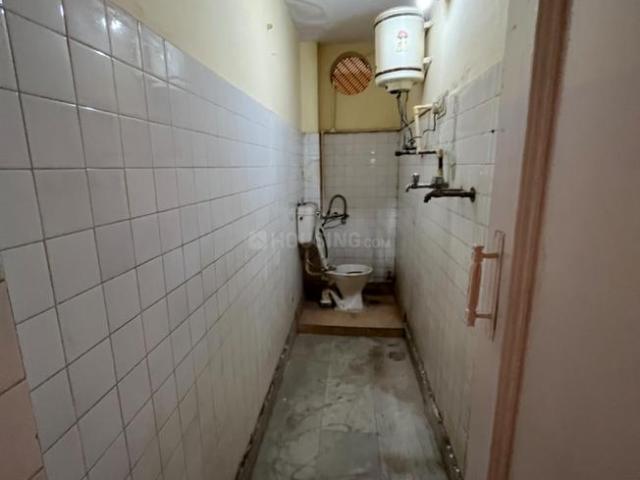 Land for sale in North Delhi, Deri