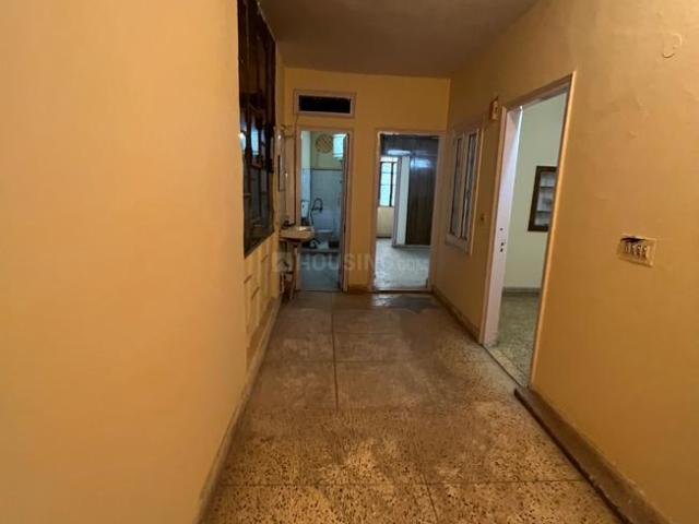 Land for sale in North Delhi, Deri