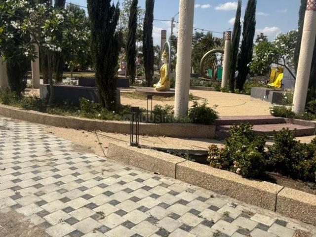 Land for sale in Madya