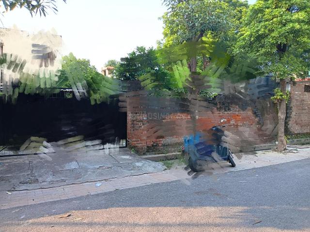 Land for sale in Hazratganj, Lucknow
