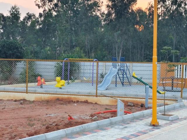 Land for sale in Jadigenahalli, Karnataka