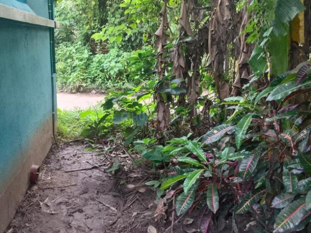 Land for sale in Howrah Maidan, Haora