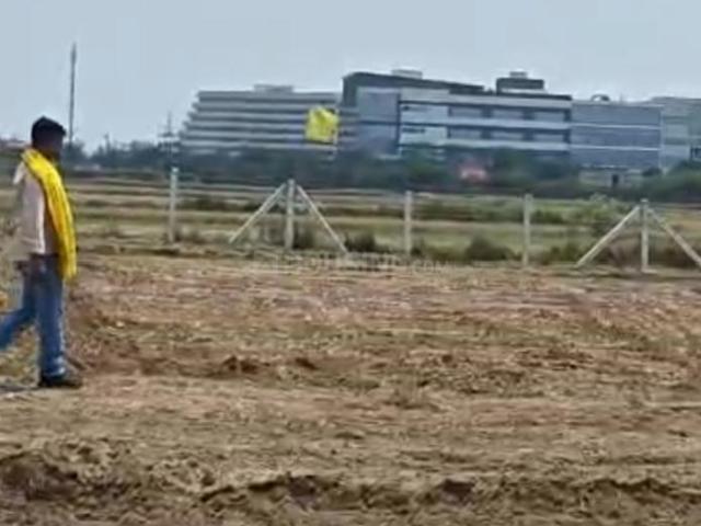 Land for sale in Hariana