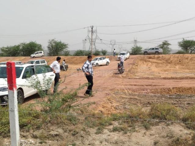 Land for sale in Hariana