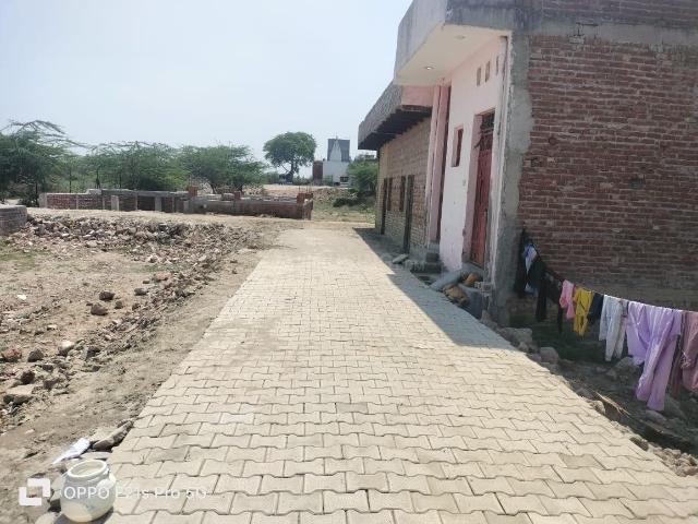 Land for sale in Hariana
