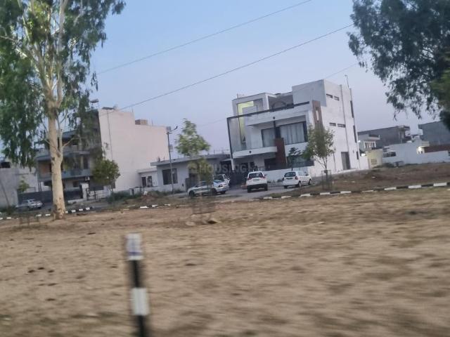 Land for sale in Matran, Punjab