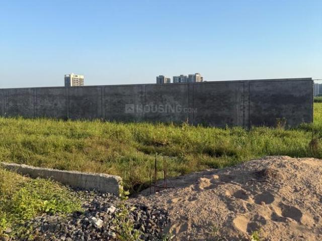 Land for sale in Surat
