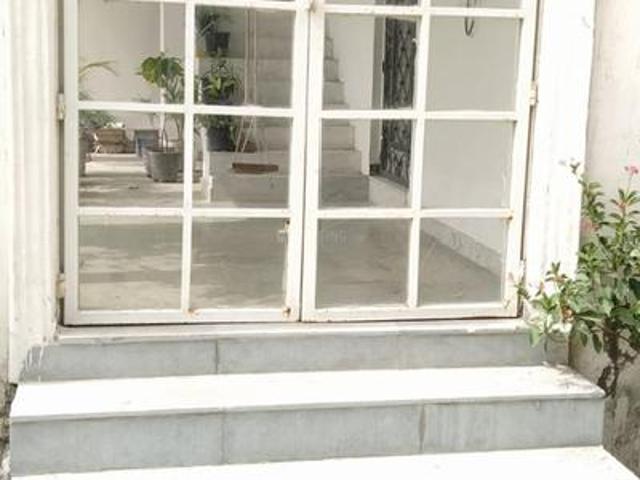 Land for sale in Hariana