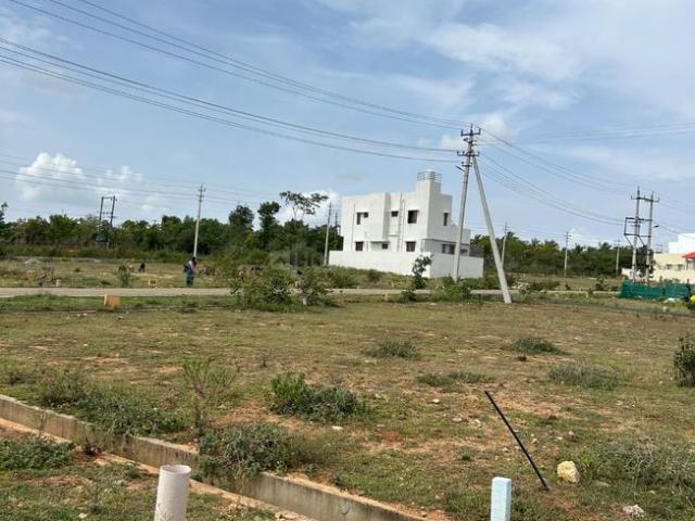 Land for sale in Kamaravalli, Karnataka