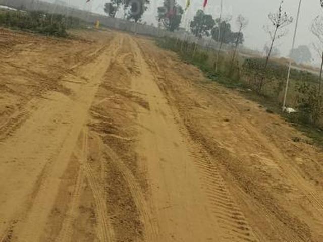 Land for sale in Hariana