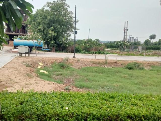Land for sale in Hariana