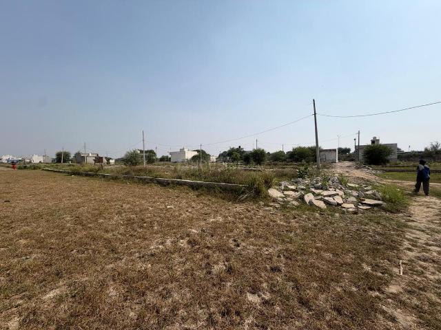 Land for sale in Jharodha Kalan, Delhi