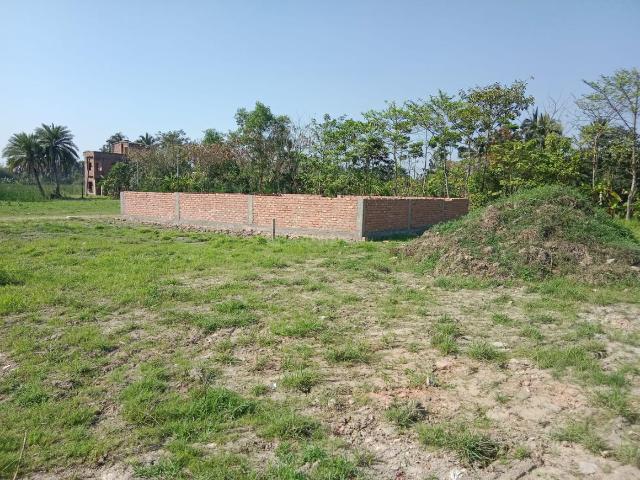 Land for sale in Calcutta, West Bengal