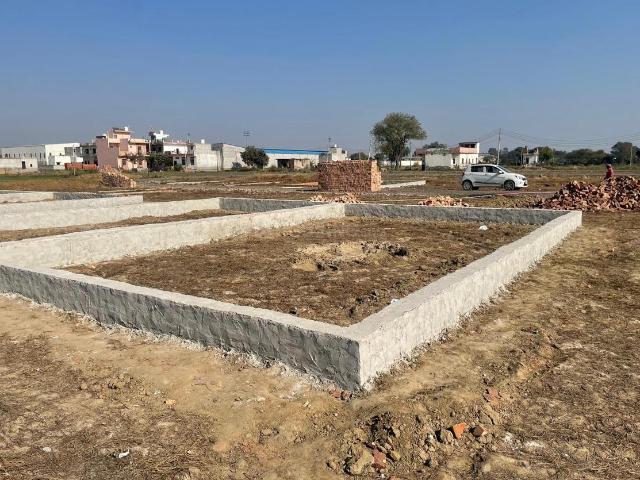 Land for sale in South West Delhi, Deri