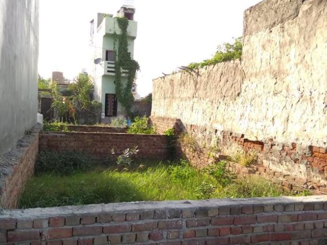 Land for sale in South West Delhi, Deri