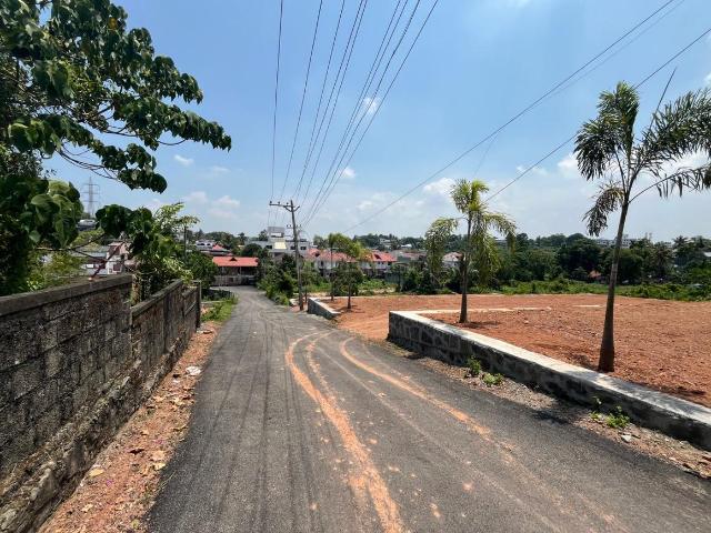 Land for sale in Cochin, Kerala