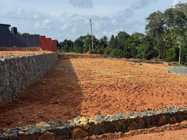 Land for sale in Cochin, Kerala
