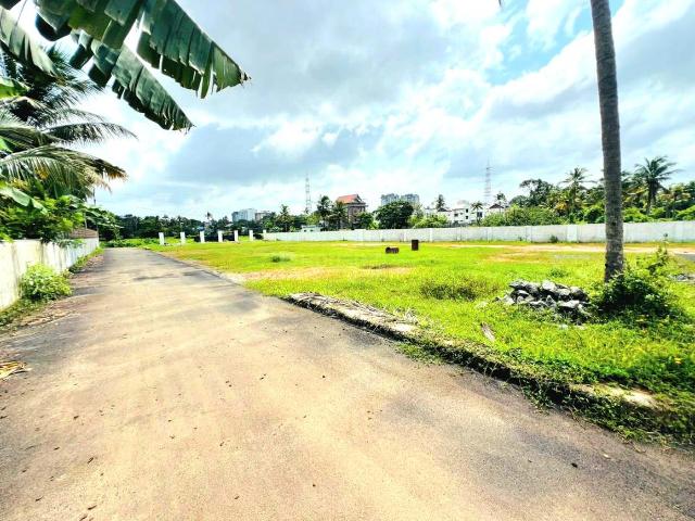Land for sale in Cochin, Kerala