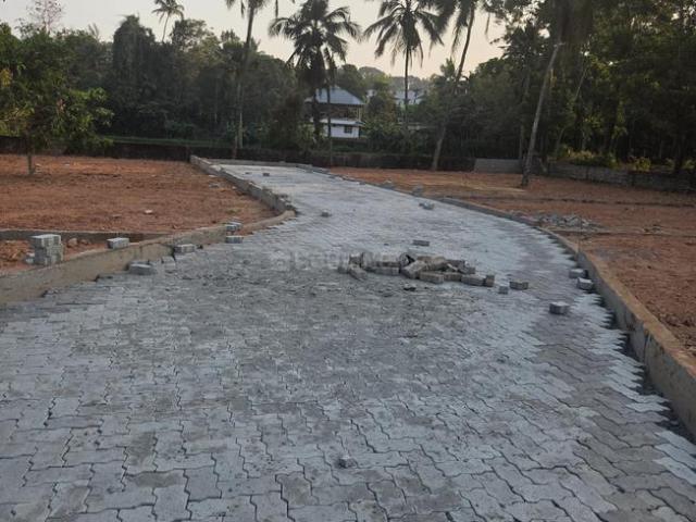 Land for sale in Cochin, Kerala