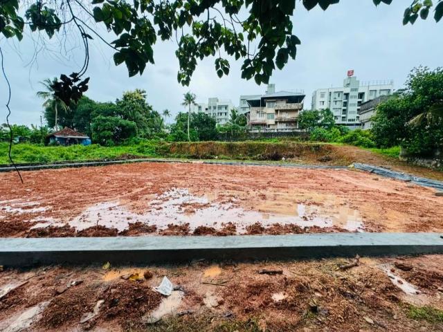 Land for sale in Cochin, Kerala