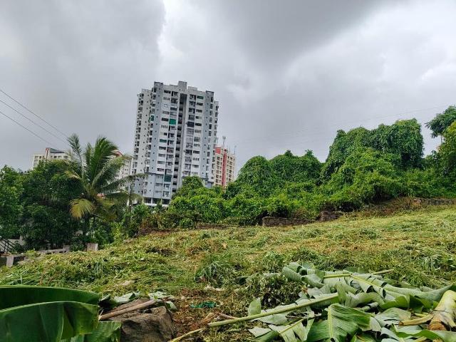 Land for sale in Nilampathinjamugal, Ernakulam