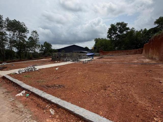 Land for sale in Cochin, Kerala
