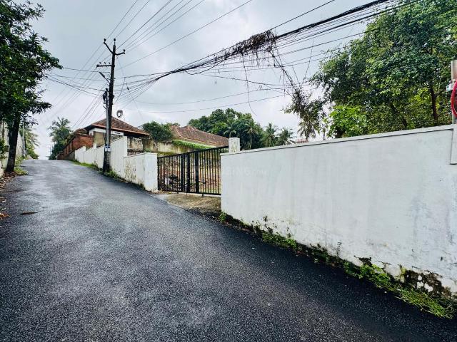 Land for sale in Cochin, Kerala