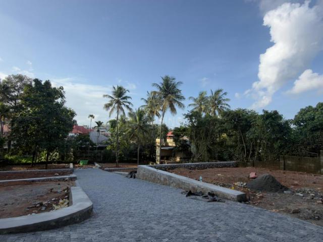 Land for sale in Cochin, Kerala
