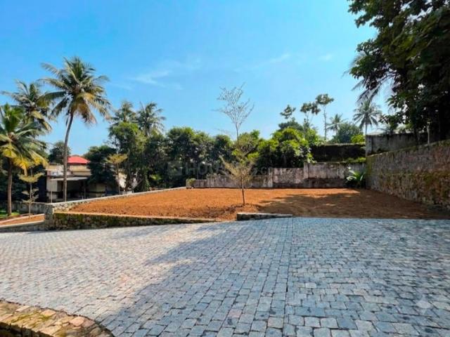 Land for sale in Cochin, Kerala