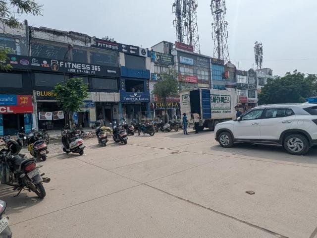 Land for sale in Deri