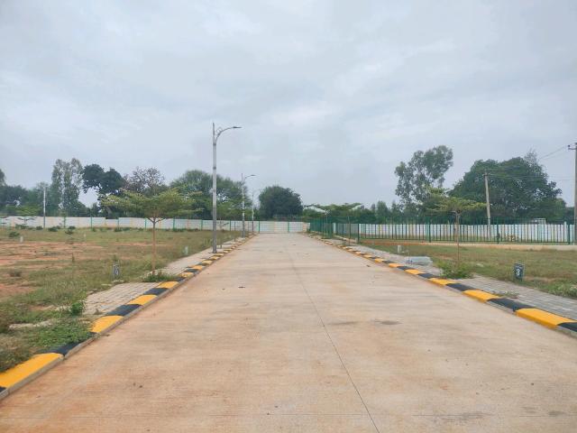 Land for sale in Arasinakunte, Nelamangala