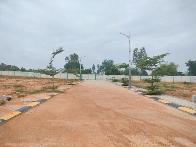 Land for sale in Arasinakunte, Nelamangala