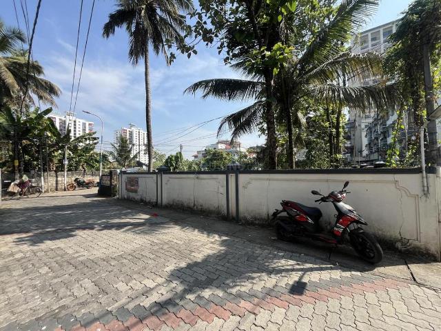 Land for sale in Cochin, Kerala