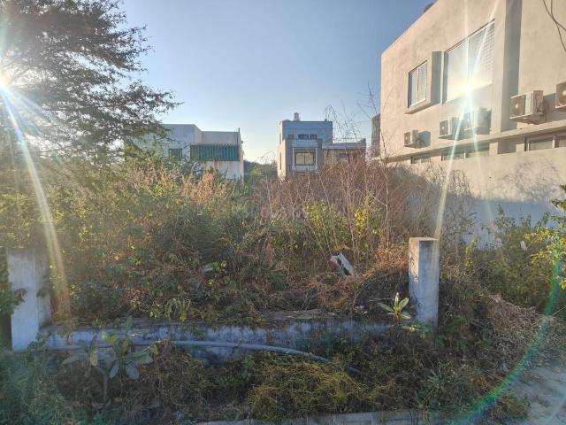 Land for sale in Madya