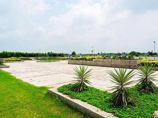 Land for sale in Madya