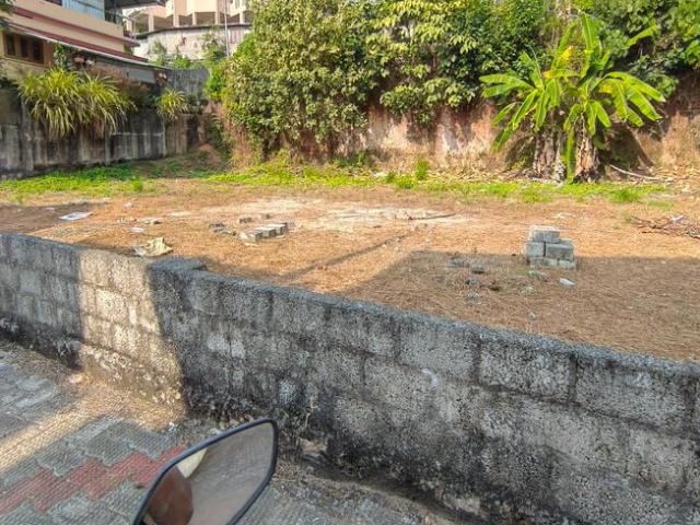 Land for sale in Cochin, Kerala