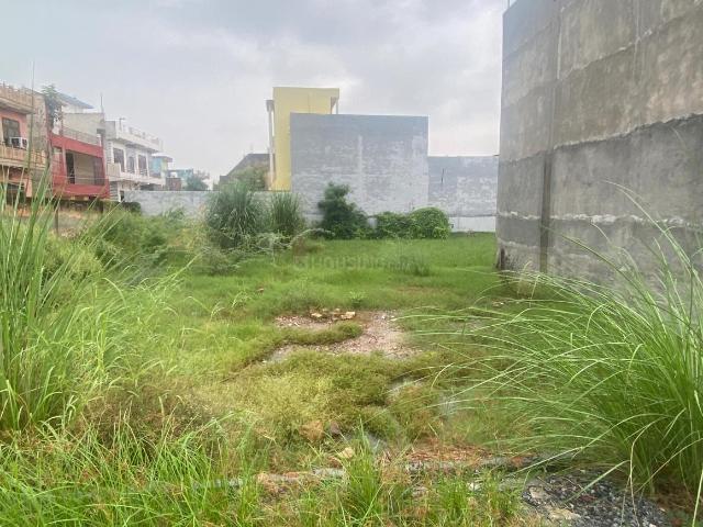 Land for sale in North West Delhi, Deri