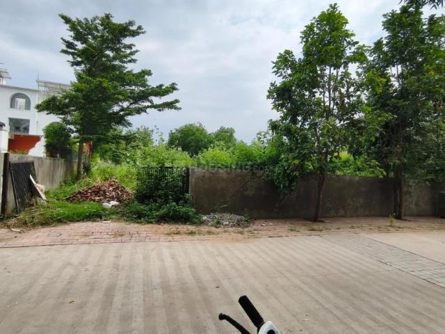 Land for sale in Karamsad, Gujarat