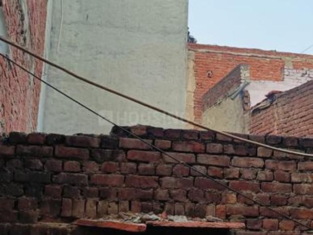 Land for sale in North East Delhi, Deri